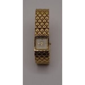 Vintage Jones Wear Gold-tone Quilted Bracelet Watch with Roman Numerals